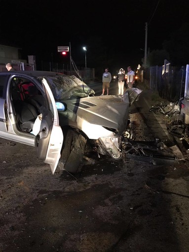 Il coro di Albenga per Simon Gheno: "Non mollare" Il coro di Albenga per Simon Gheno: "Non mollare"