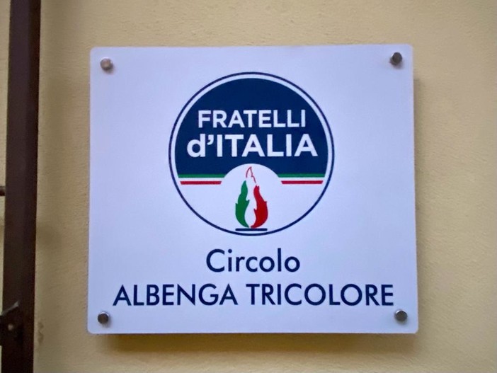 Albenga, piazza intitolata ai Martiri delle Foibe, Crosetto (FdI): “Grazie al Consiglio comunale” Albenga, piazza intitolata ai Martiri delle Foibe, Crosetto (FdI): “Grazie al Consiglio comunale”