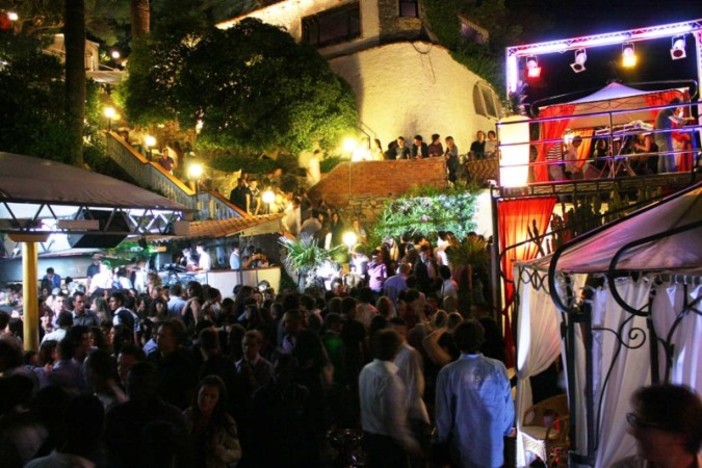 La discoteca "La Suerte" di Laigueglia apre le porte il 31 ottobre per la festa di Ogni Santi La discoteca "La Suerte" di Laigueglia apre le porte il 31 ottobre per la festa di Ogni Santi