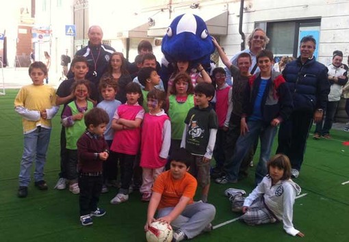 Domenica insieme biancoblu