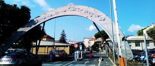 Loano, incidente sulla via Aurelia: scooterista in codice giallo al Santa Corona Loano, incidente sulla via Aurelia: scooterista in codice giallo al Santa Corona