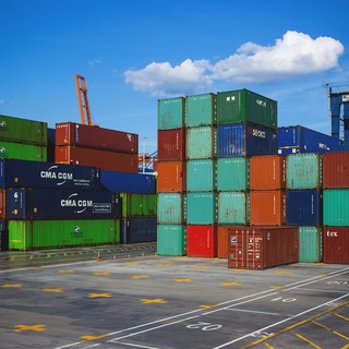 Spedizione con container: cos’è e come funziona