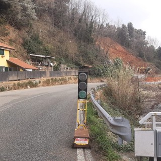 Savona, frana su un terreno privato e sulla strada comunale: senso unico alternato sul Cadibona