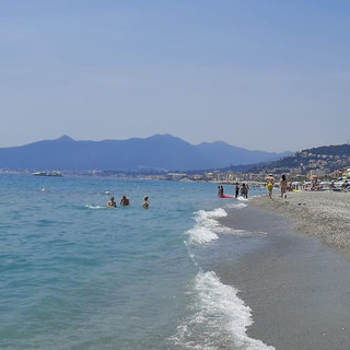Spiagge, Borgio Verezzi mette a bando 13 concessioni