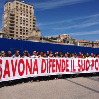 Riforma Autorità Portuali, “No all’accorpamento”: arriva la protesta in rosa dei lavoratori al Giro d’Italia