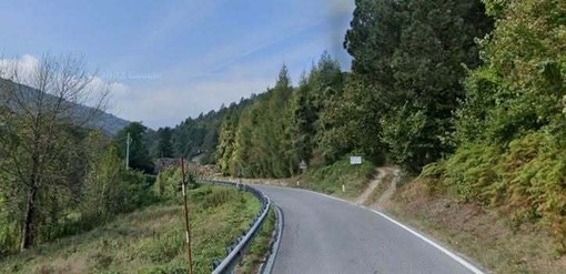 Calizzano, lavori sulla Sp 490 del Colle del Melogno: senso unico alternato per posa della fibra ottica Calizzano, lavori sulla Sp 490 del Colle del Melogno: senso unico alternato per posa della fibra ottica