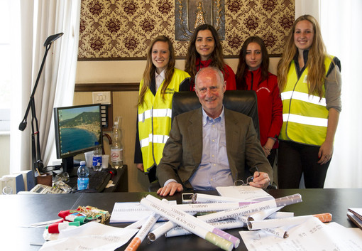Alassio, steward dell'ambiente per lanciare la campagna anti-mozziconi di sigaretta