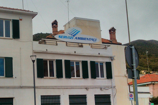 Servizi Ambientali, Loano e Borghetto ratificano le dimissioni dell'ad Savona: astensione dei Comuni della Val Maremola e di Ceriale