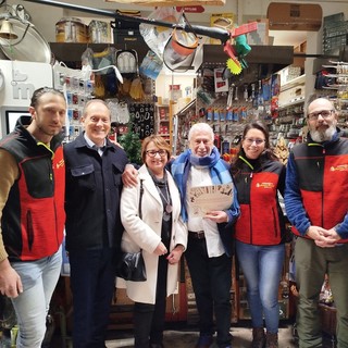 La ferramenta “Da Luigina - Moreno Silvano” spegne 60 candeline, il sindaco “Un simbolo ad Andora” La ferramenta “Da Luigina - Moreno Silvano” spegne 60 candeline, il sindaco “Un simbolo ad Andora”