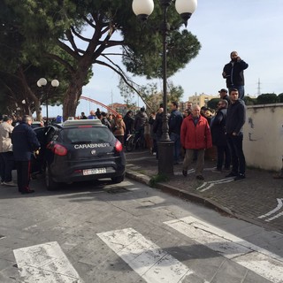 Sparatoria Albenga, rimangono in carcere zio e nipote: l'arma sarebbe del terzo uomo