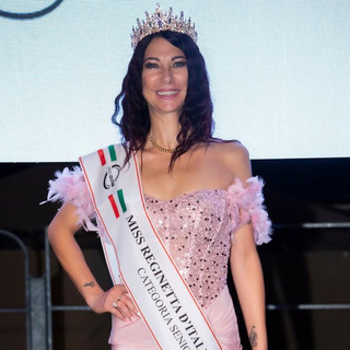 L'andorese Stefania Marconi conquista la corona: è Miss Reginetta d'Italia Over 2026