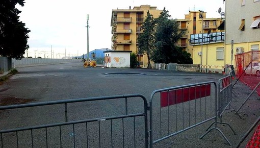 LoaNoi: "Il parcheggio della stazione di Loano è stato abbandonato?"