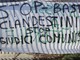 Striscione contro gli immigrati davanti al comune di Roccavignale Striscione contro gli immigrati davanti al comune di Roccavignale