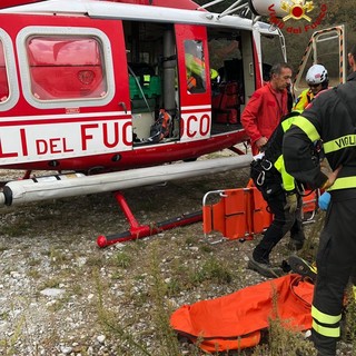 Biker in difficoltà nell'entroterra finalese: l'elisoccorso Drago lo ha trasportato in codice giallo al Santa Corona