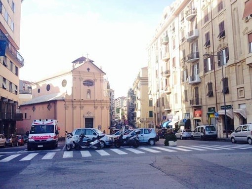 Problema sicurezza e degrado a Savona, incontro tra Sindaco e Questore: "Si stanno mettendo a punto soluzioni condivise che troveranno applicazione nelle prossime settimane" Problema sicurezza e degrado a Savona, incontro tra Sindaco e Questore: "Si stanno mettendo a punto soluzioni condivise che troveranno applicazione nelle prossime settimane"