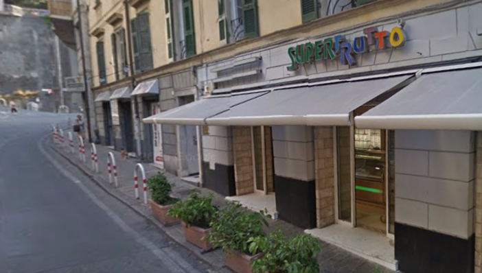 Superfrutto è in vendita: la notizia gela il commercio savonese Superfrutto è in vendita: la notizia gela il commercio savonese