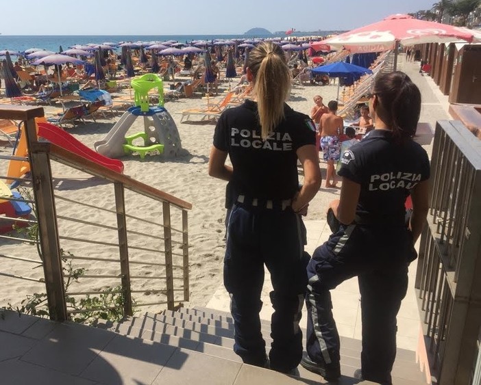 "Spiagge Sicure" a Ceriale: controlli a tappetto della polizia locale
