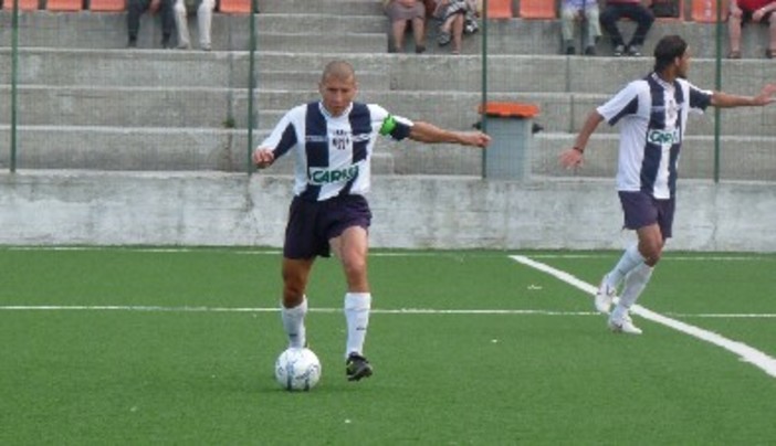 Calcio, il Capitano degli striscioni: "Sta a noi superare gli ostacoli"