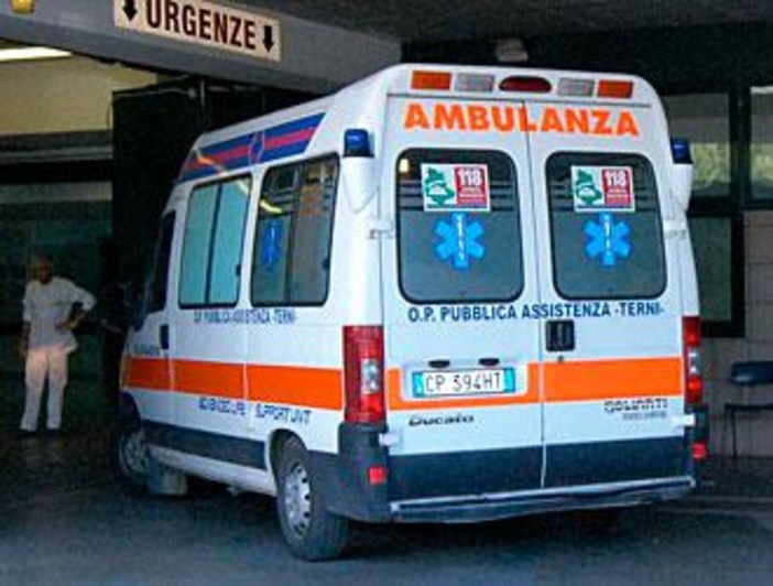 Un operaio si dà fuoco a Verona: da 4 mesi non riceveva lo stipendio