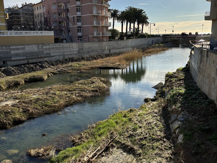 Finalpia, tubatura della fogna rotta nello Sciusa, la minoranza: "Si solleciti al più presto il Consorzio"