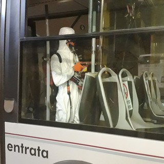 "Viaggiare in sicurezza": TPL Linea prosegue nella sanificazione del parco mezzi