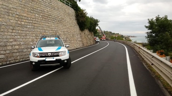Alassio, smottamento Punta Murena: verrà istituito un cantiere per il consolidamento della parete rocciosa Alassio, smottamento Punta Murena: verrà istituito un cantiere per il consolidamento della parete rocciosa