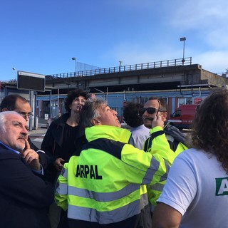 Incendio Autorità Portuale a Savona, Giampedrone: "Tecnici Arpal al lavoro per analizzare direzione vento e eventuali ricadute"