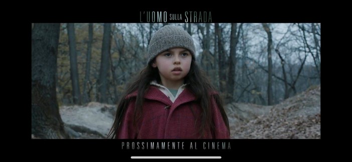 Il cinema affare di famiglia per le sorelle Cesari, dopo Mariandrea anche Annabel fa l'attrice: ha un ruolo nel film "L'uomo sulla strada" Il cinema affare di famiglia per le sorelle Cesari, dopo Mariandrea anche Annabel fa l'attrice: ha un ruolo nel film "L'uomo sulla strada"