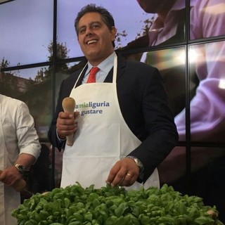 The Guardian: "Il pesto ligure più nocivo dei fast food"; Toti: "Ma che pesto hanno assaggiato?"