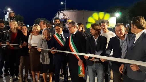 Varazze, prende vita la riqualificata Piazza Dante (FOTO e VIDEO)