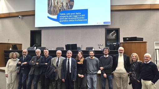 Dalla scoperta dei raggi X al futuro della radiologia: a Genova i tecnici di radiologia celebrano 60 anni di professione Dalla scoperta dei raggi X al futuro della radiologia: a Genova i tecnici di radiologia celebrano 60 anni di professione