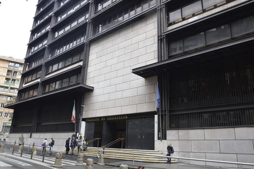 Festini a base di droga e sesso con escort, spunta anche il nome di Alessandro Piana