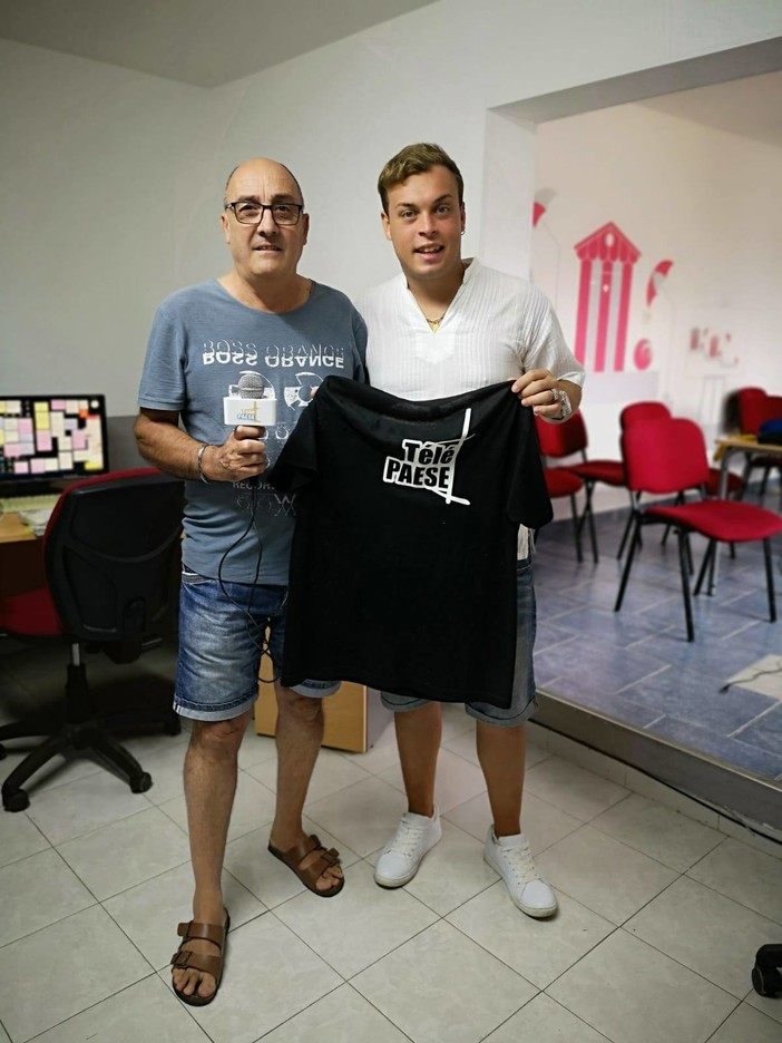 Nelle foto: Davide Pastorino con il presidente Farsetti di TelePaese e nel ristorante di Marine di Sant'Ambrogio La Bonne Table