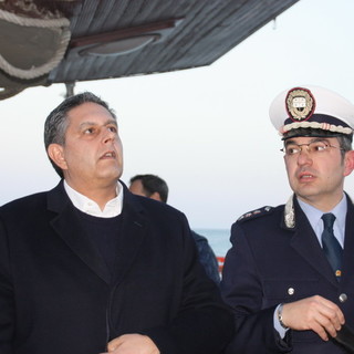 Il presidente Toti durante la visita ad Alassio