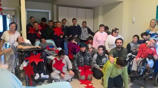 I ragazzi dell’Istituto Medico pedagogico di Borghetto IMP decorano Toirano per Natale I ragazzi dell’Istituto Medico pedagogico di Borghetto IMP decorano Toirano per Natale