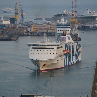 Porto, Signorini: "I poli passeggeri di Genova e Savona elettrificati nel 2023" Porto, Signorini: "I poli passeggeri di Genova e Savona elettrificati nel 2023"