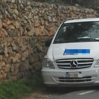 Indagini a 360° da parte dei carabinieri per il rapinatore del taxi