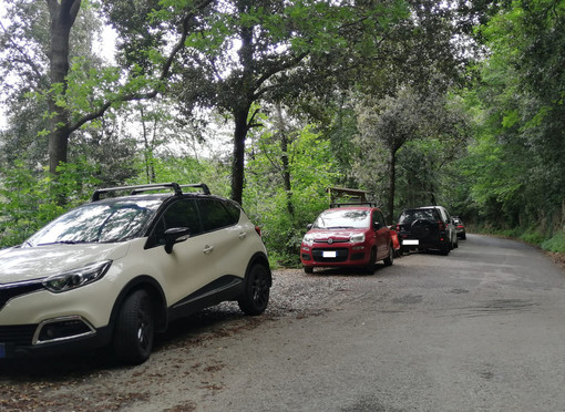 Riparte il turismo outdoor nel finalese: strade, sentieri e pareti di roccia riprendono vita nella "Fase 2" Riparte il turismo outdoor nel finalese: strade, sentieri e pareti di roccia riprendono vita nella "Fase 2"