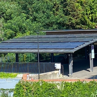 Calice, l'illuminazione pubblica del centro è completamente rinnovabile: in funzione i pannelli del PalaDecia Calice, l'illuminazione pubblica del centro è completamente rinnovabile: in funzione i pannelli del PalaDecia