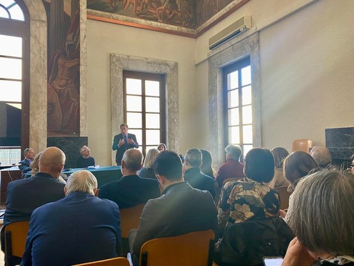 Tavolo sui rifiuti a Savona, primo incontro tra Comune, Sea-S e associazioni: dialogo avviato, da superare dubbi e criticità