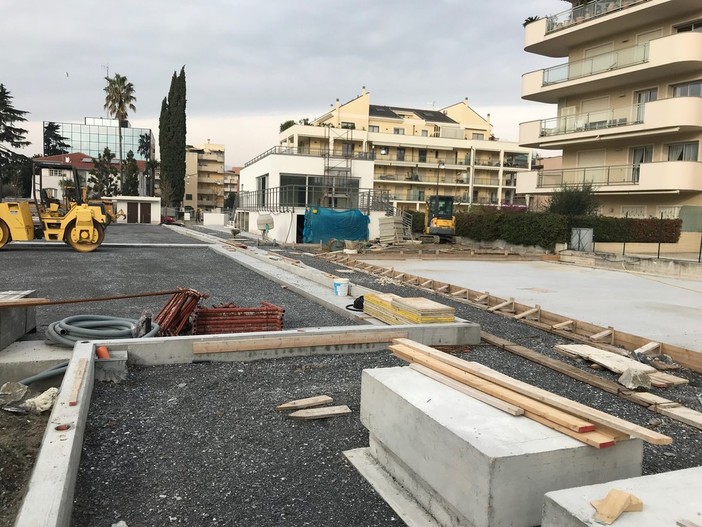 Albenga, presto i nuovi campi da tennis. Il vicesindaco Tomatis: "Un impianto all'avanguardia"