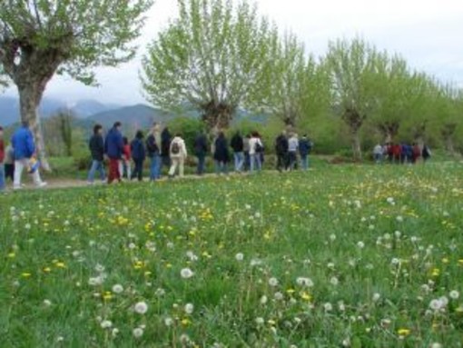 Per “Loano non solo Mare” una passeggiata al monte Castellermo Per “Loano non solo Mare” una passeggiata al monte Castellermo