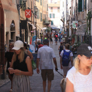 Finale, una Pasqua da "boom" apre la stagione e conferma i numeri del turismo. Berlangieri: "Destinazione sempre più competitiva e strutturata sui mercati"