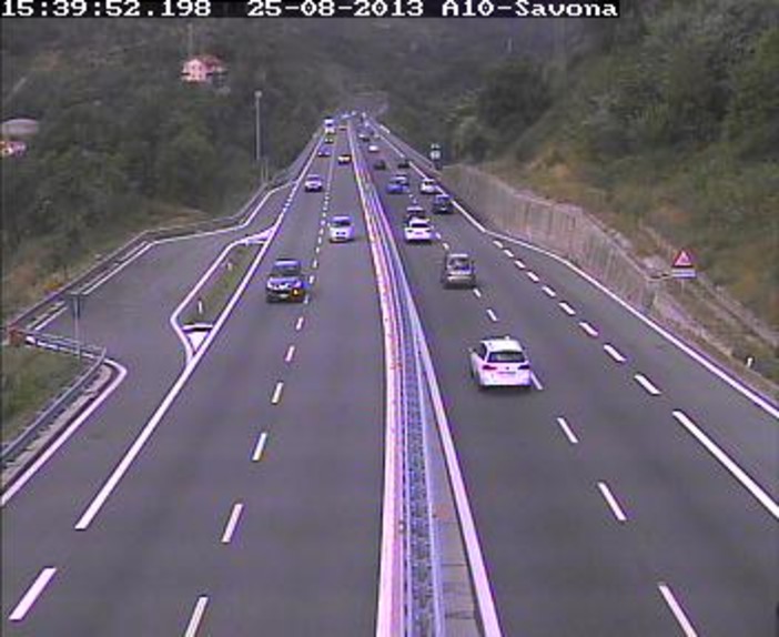 Il traffico all'altezza di Savona intorno alle 15:40;