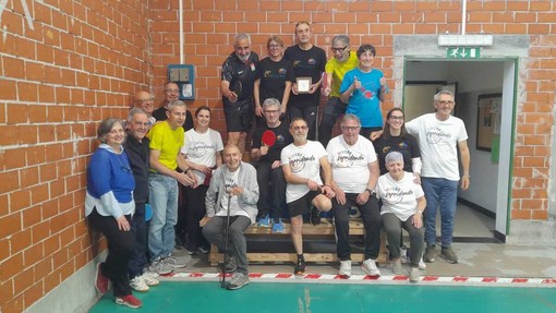 Il tennistavolo sfida il Parkinson: a Toirano sport, scienza e comunità per migliorare la qualità della vita