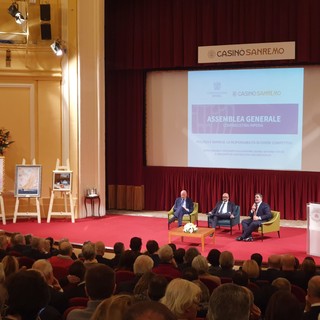 Toti: "In Italia politica trincerata per vigliaccheria dietro dibattito infinito"