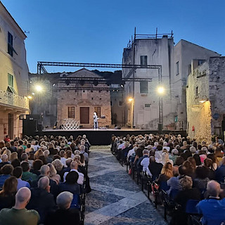 Festival teatrale di Borgio Verezzi, presentata l’edizione del sessantesimo anniversario Festival teatrale di Borgio Verezzi, presentata l’edizione del sessantesimo anniversario