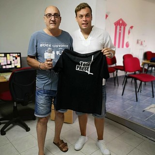 Nelle foto: Davide Pastorino con il presidente Farsetti di TelePaese e nel ristorante di Marine di Sant'Ambrogio La Bonne Table