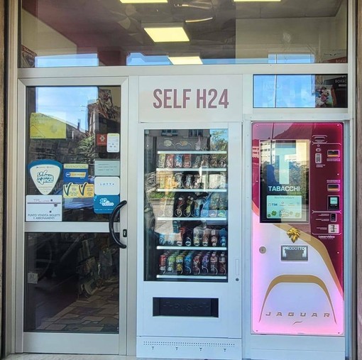 Gratta e vince 100mila euro: la dea bendata bacia Cairo Gratta e vince 100mila euro: la dea bendata bacia Cairo