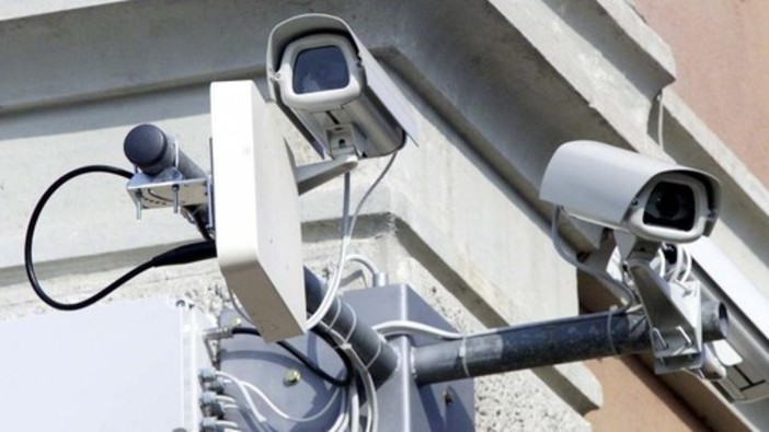Albisola, approvato il progetto di videosorveglianza per nuove telecamere e rilevamento targhe Albisola, approvato il progetto di videosorveglianza per nuove telecamere e rilevamento targhe